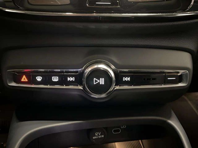 2025 Volvo XC40 B5 Plus Dark Theme Dallas TX