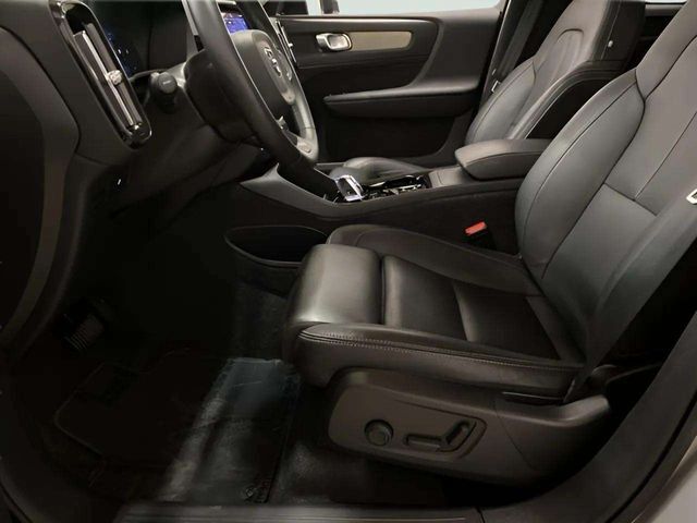 2025 Volvo XC40 B5 Plus Dark Theme Dallas TX