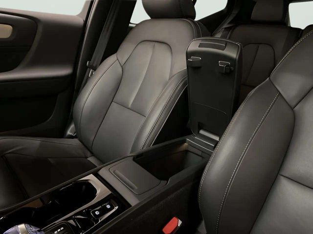 2025 Volvo XC40 B5 Plus Dark Theme Dallas TX