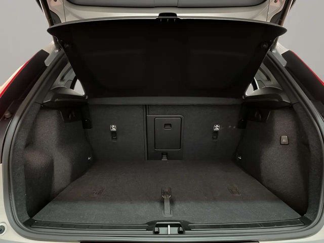 2025 Volvo XC40 B5 Plus Dark Theme Dallas TX