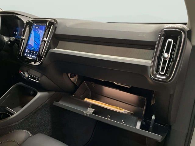 2025 Volvo XC40 B5 Plus Dark Theme Dallas TX