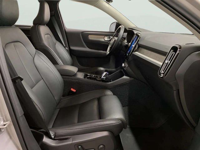 2025 Volvo XC40 B5 Plus Dark Theme Dallas TX