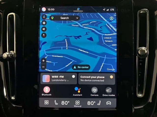 2025 Volvo XC40 B5 Plus Dark Theme Dallas TX