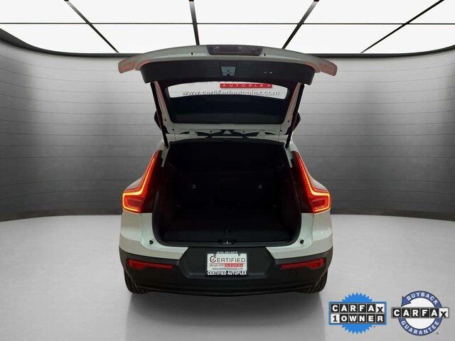 2025 Volvo XC40 B5 Plus Dark Theme Dallas TX