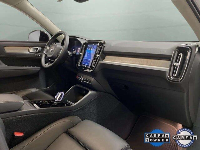 2025 Volvo XC40 B5 Plus Dark Theme Dallas TX