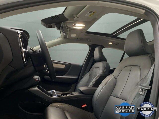 2025 Volvo XC40 B5 Plus Dark Theme Dallas TX