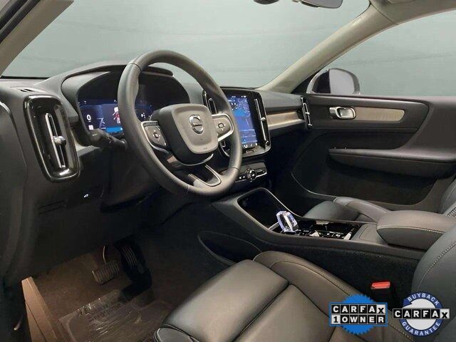 2025 Volvo XC40 B5 Plus Dark Theme Dallas TX