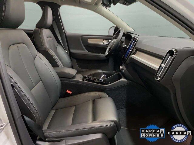 2025 Volvo XC40 B5 Plus Dark Theme Dallas TX