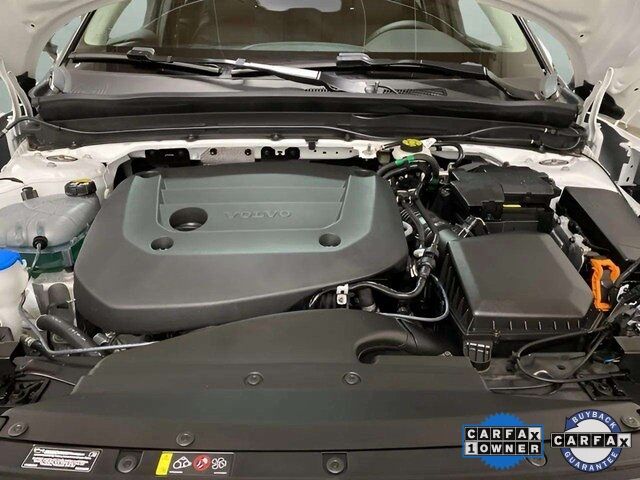 2025 Volvo XC40 B5 Plus Dark Theme Dallas TX