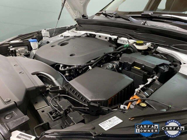 2025 Volvo XC40 B5 Plus Dark Theme Dallas TX