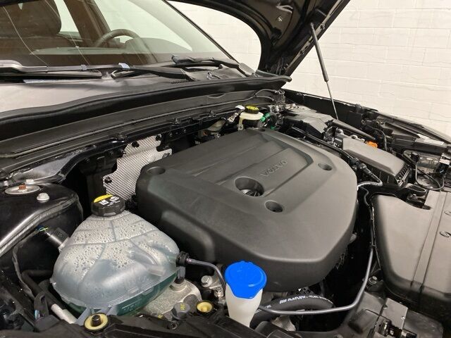 2025 Volvo XC40 B5 Plus Dark Theme Dallas TX