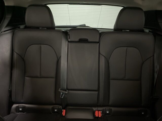 2025 Volvo XC40 B5 Plus Dark Theme Dallas TX