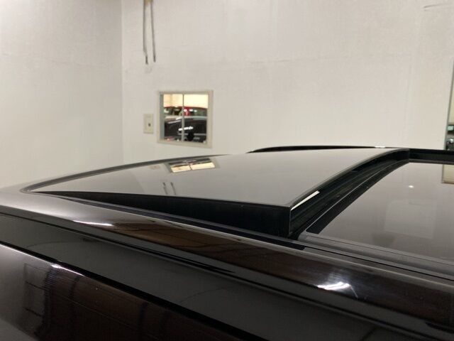 2025 Volvo XC40 B5 Plus Dark Theme Dallas TX