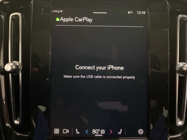 2025 Volvo XC40 B5 Plus Dark Theme Dallas TX