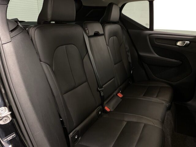 2025 Volvo XC40 B5 Plus Dark Theme Dallas TX