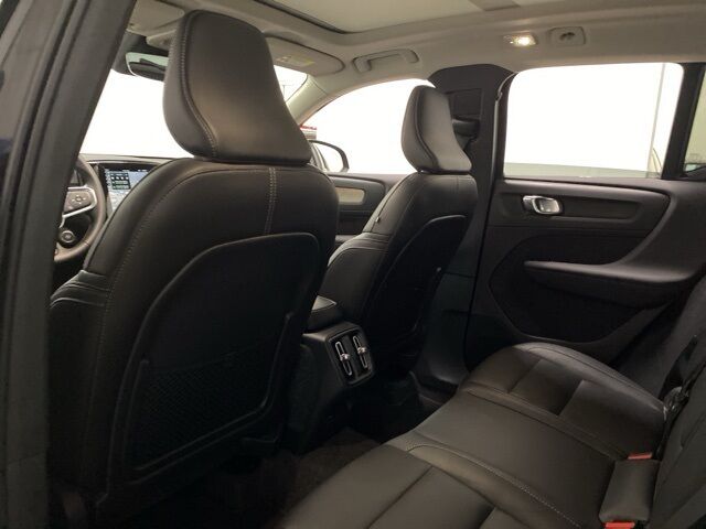 2025 Volvo XC40 B5 Plus Dark Theme Dallas TX