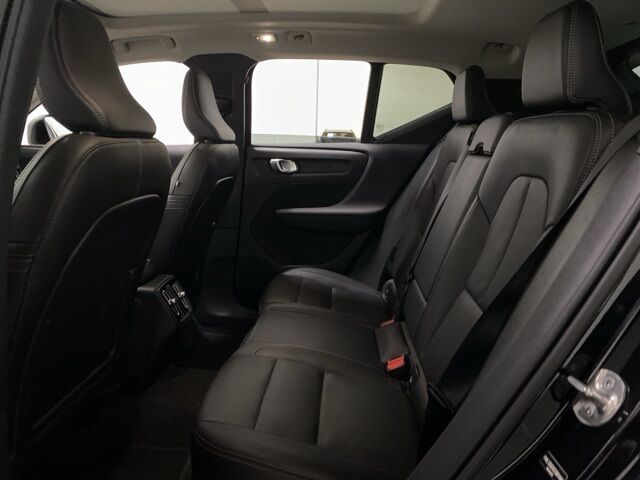 2025 Volvo XC40 B5 Plus Dark Theme Dallas TX