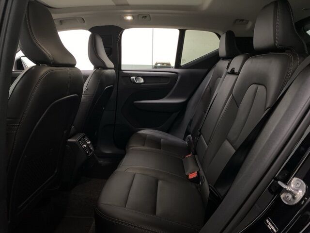 2025 Volvo XC40 B5 Plus Dark Theme Dallas TX