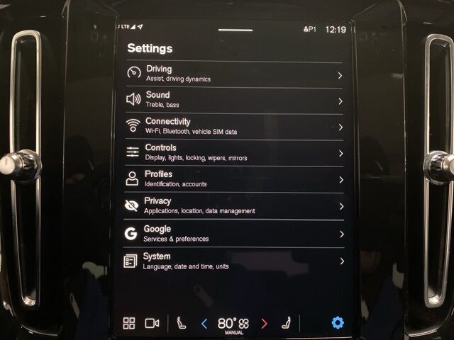 2025 Volvo XC40 B5 Plus Dark Theme Dallas TX