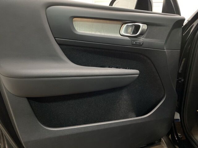 2025 Volvo XC40 B5 Plus Dark Theme Dallas TX