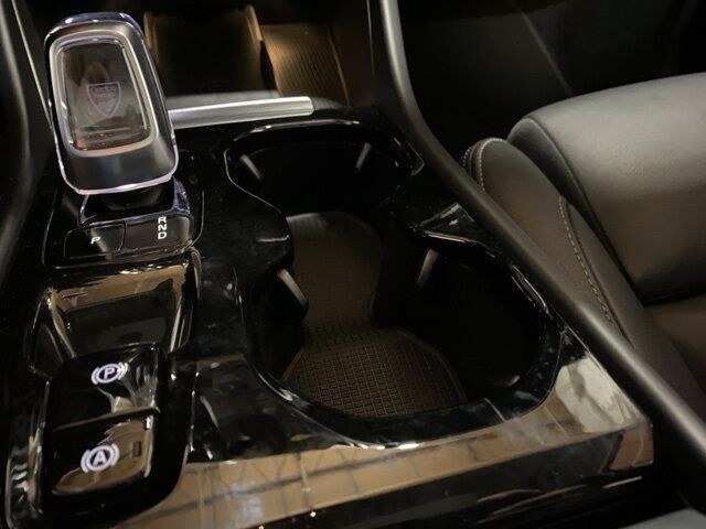 2025 Volvo XC40 B5 Plus Dark Theme Dallas TX