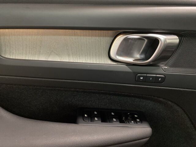 2025 Volvo XC40 B5 Plus Dark Theme Dallas TX