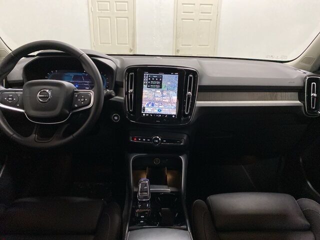 2025 Volvo XC40 B5 Plus Dark Theme Dallas TX