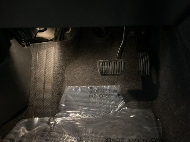 2025 Volvo XC40 B5 Plus Dark Theme Dallas TX