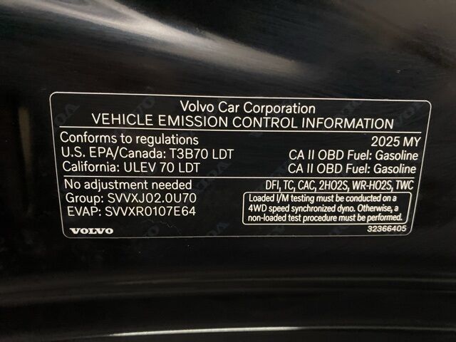 2025 Volvo XC40 B5 Plus Dark Theme Dallas TX