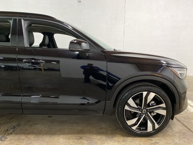 2025 Volvo XC40 B5 Plus Dark Theme Dallas TX