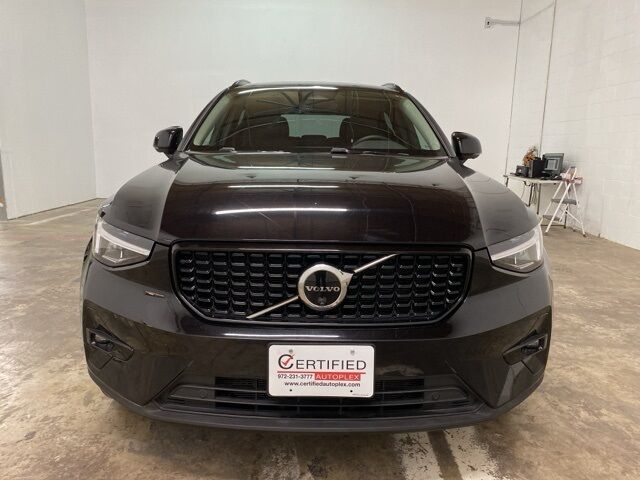 2025 Volvo XC40 B5 Plus Dark Theme Dallas TX