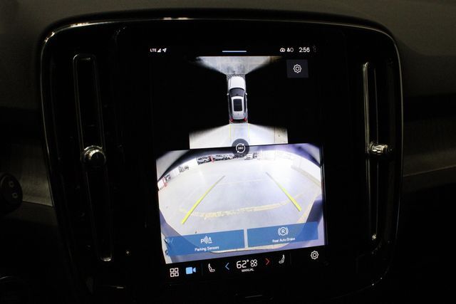 2025 Volvo XC40 B5 Plus Dark Theme Raleigh NC