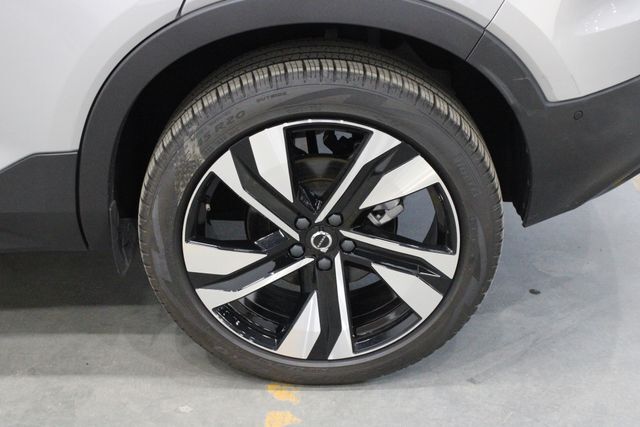 2025 Volvo XC40 B5 Plus Dark Theme Raleigh NC