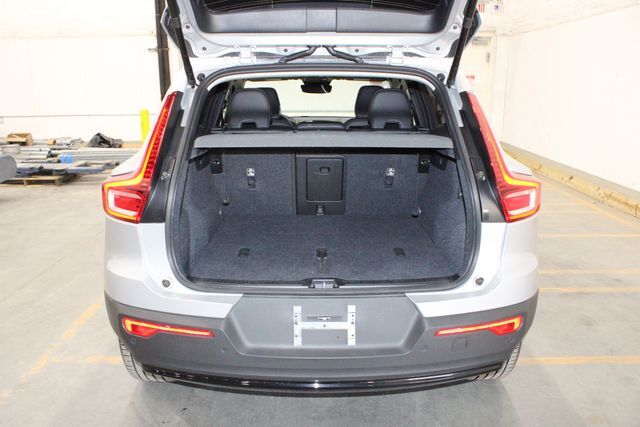 2025 Volvo XC40 B5 Plus Dark Theme Raleigh NC