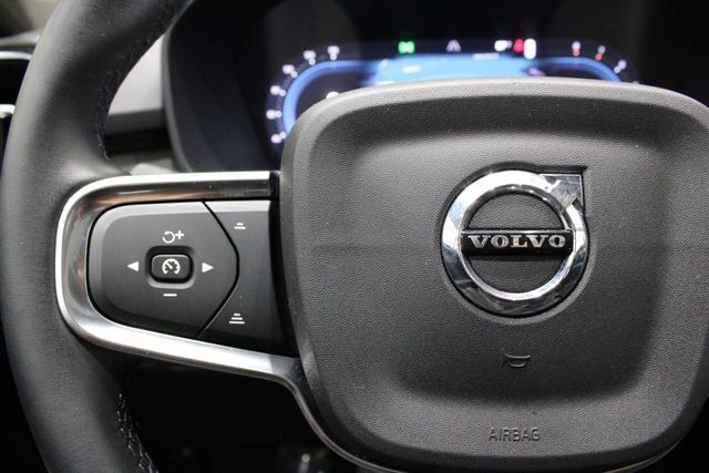 2025 Volvo XC40 B5 Plus Dark Theme Raleigh NC