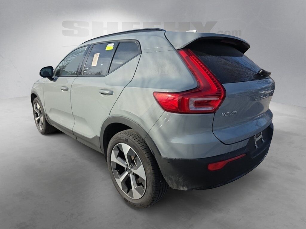 2025 Volvo XC40 B5 Plus Dark Theme Hunt Valley MD