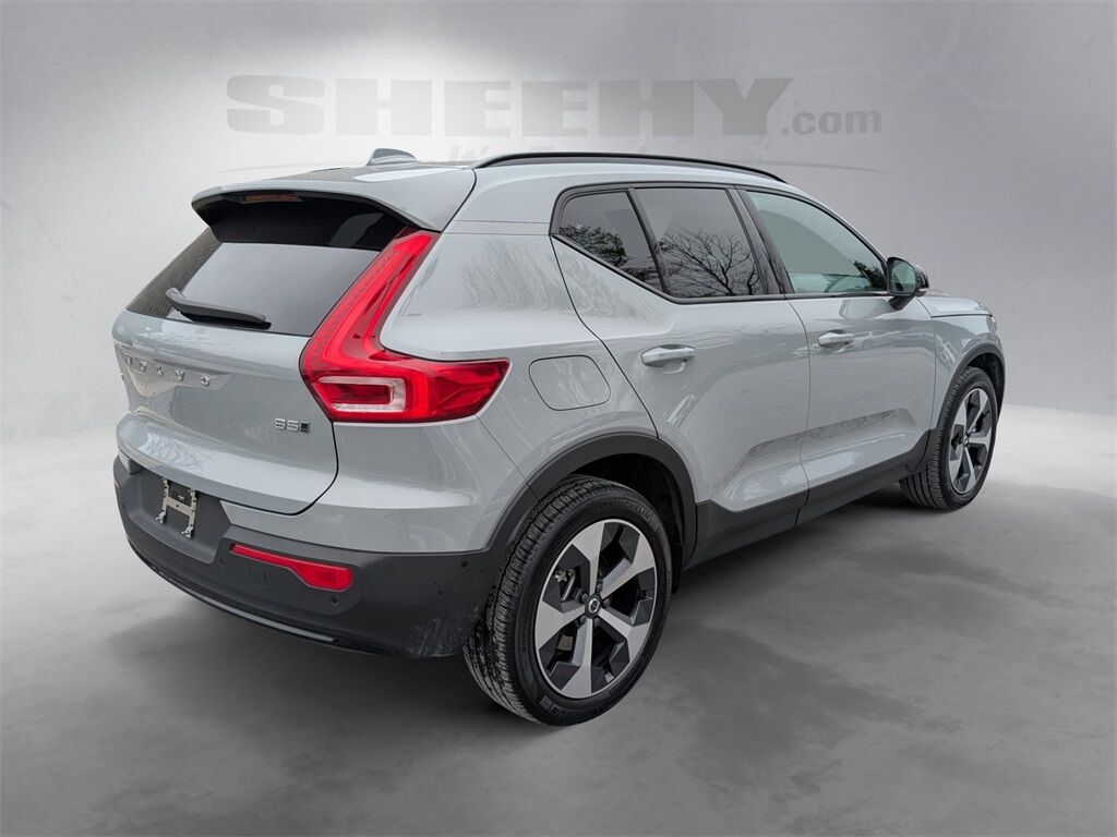 2025 Volvo XC40 B5 Plus Dark Theme Hunt Valley MD