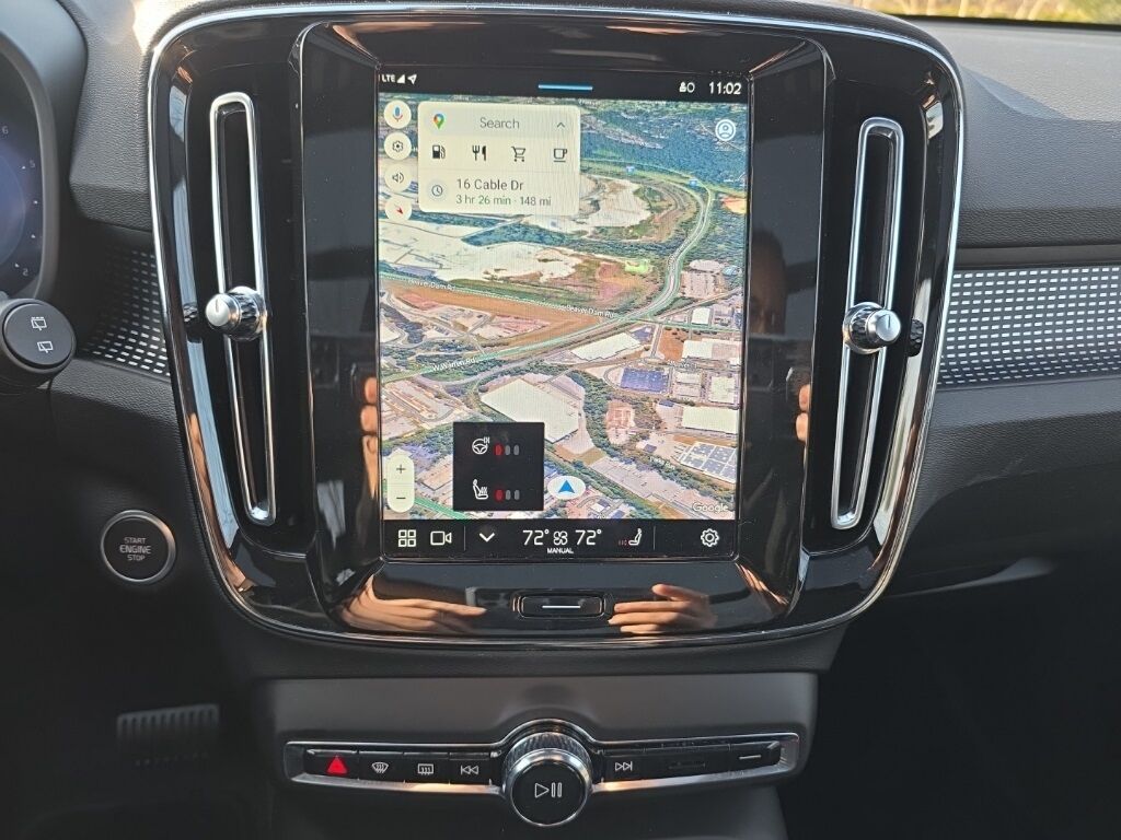 2025 Volvo XC40 B5 Plus Dark Theme Hunt Valley MD