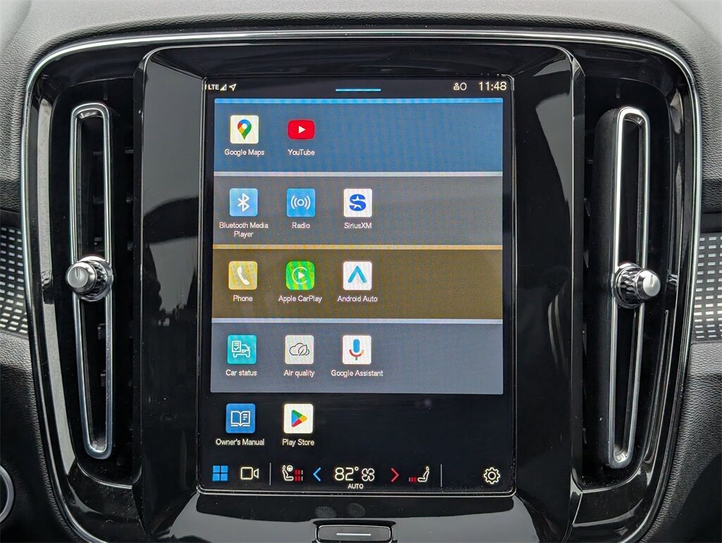 2025 Volvo XC40 B5 Plus Dark Theme Hunt Valley MD