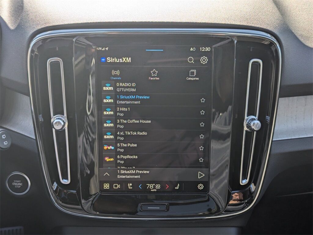 2025 Volvo XC40 B5 Plus Dark Theme Hunt Valley MD