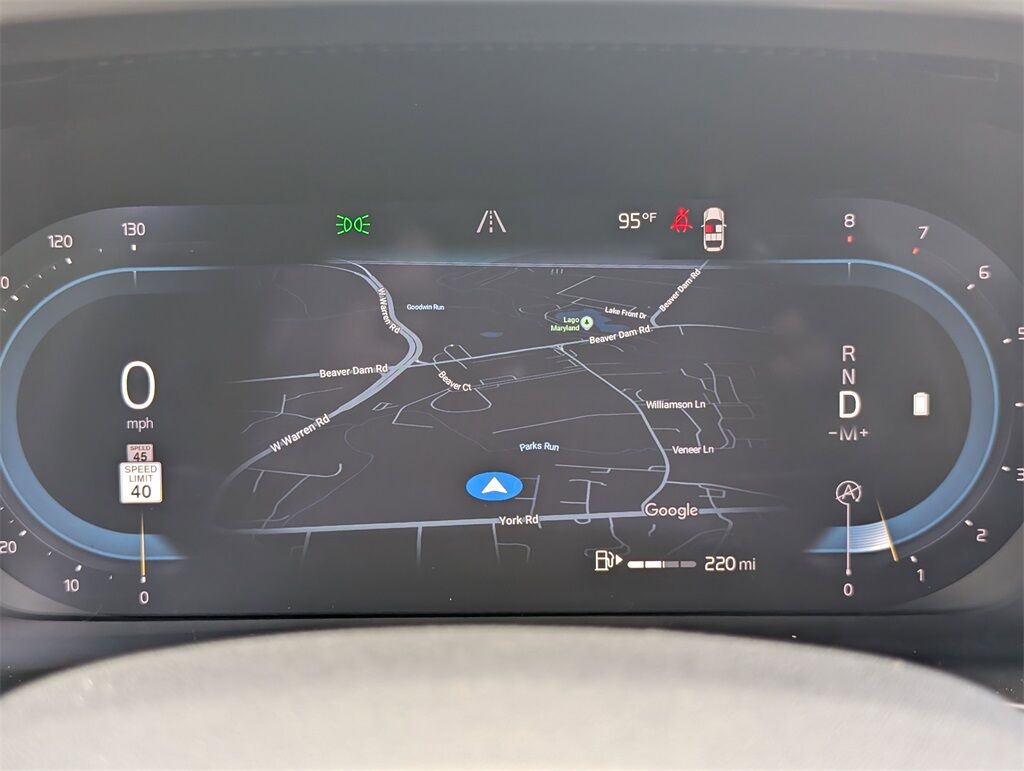 2025 Volvo XC40 B5 Plus Dark Theme Hunt Valley MD