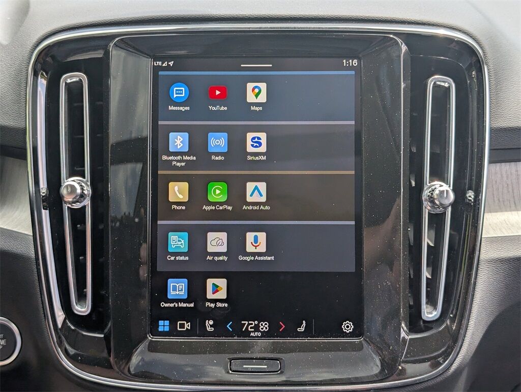 2025 Volvo XC40 B5 Plus Dark Theme Hunt Valley MD