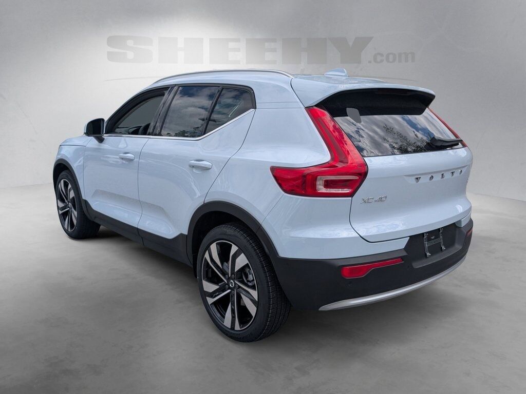 2025 Volvo XC40 B5 Ultra Bright Hunt Valley MD