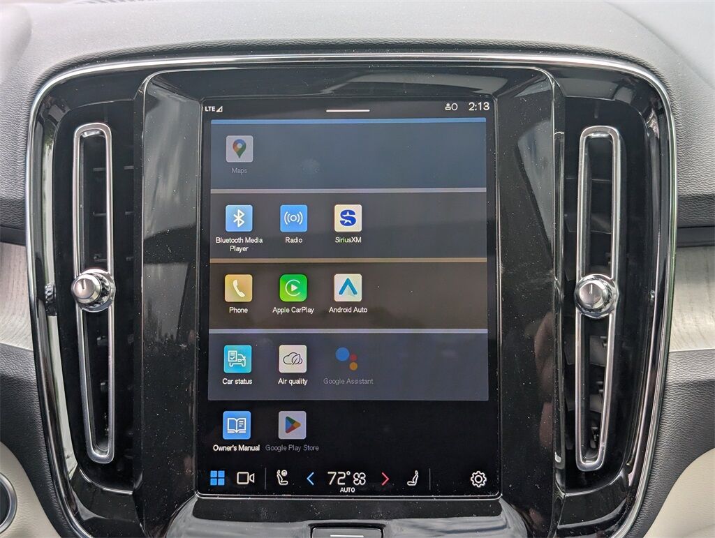 2025 Volvo XC40 B5 Ultra Bright Hunt Valley MD