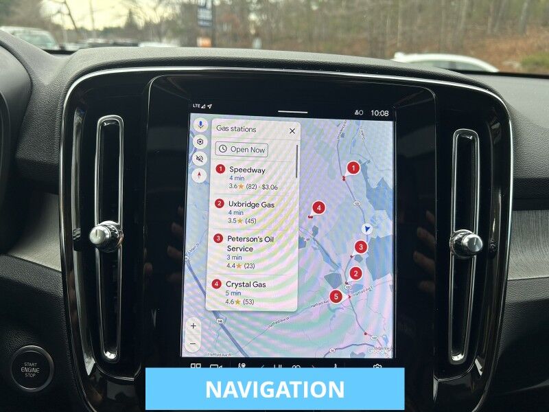 2025 Volvo XC40 Core Bright Theme - LEATHER - SUNROOF Whitinsville MA