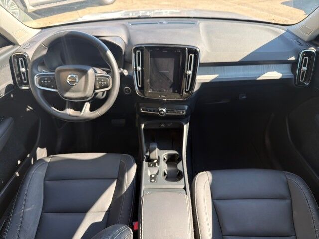 2025 Volvo XC40 Core Bright Theme Lafayette LA