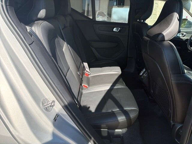 2025 Volvo XC40 Core Bright Theme Lafayette LA