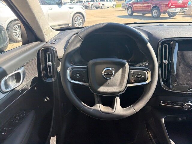 2025 Volvo XC40 Core Bright Theme Lafayette LA