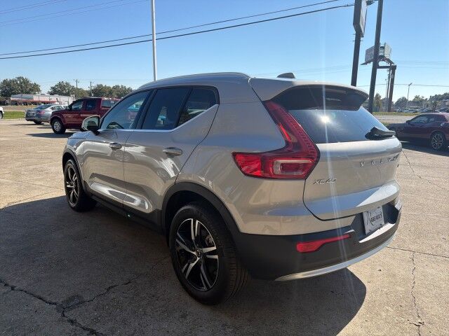 2025 Volvo XC40 Core Bright Theme Lafayette LA