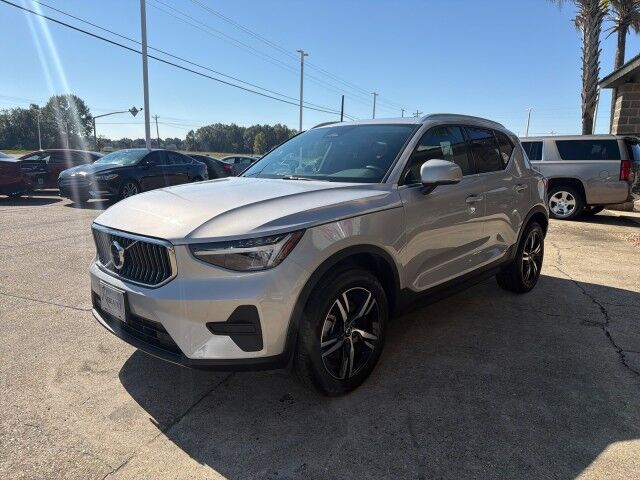 2025 Volvo XC40 Core Bright Theme Lafayette LA
